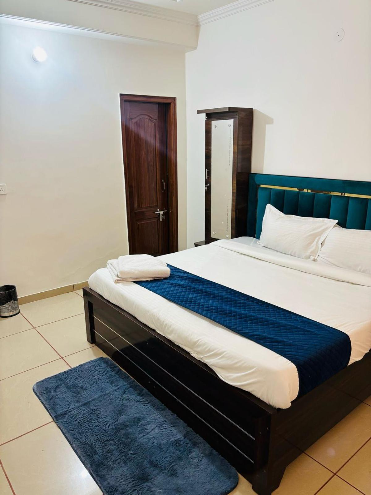 Hotel The Rainbow Retreat By Divine Hospitality Divisione di Divisione di Jaipur Esterno foto